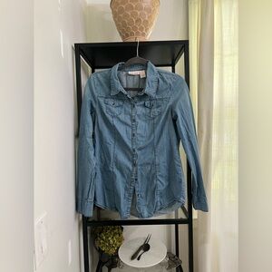 DKNY JEANS button up top